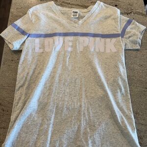 PINK small vneck tshirt